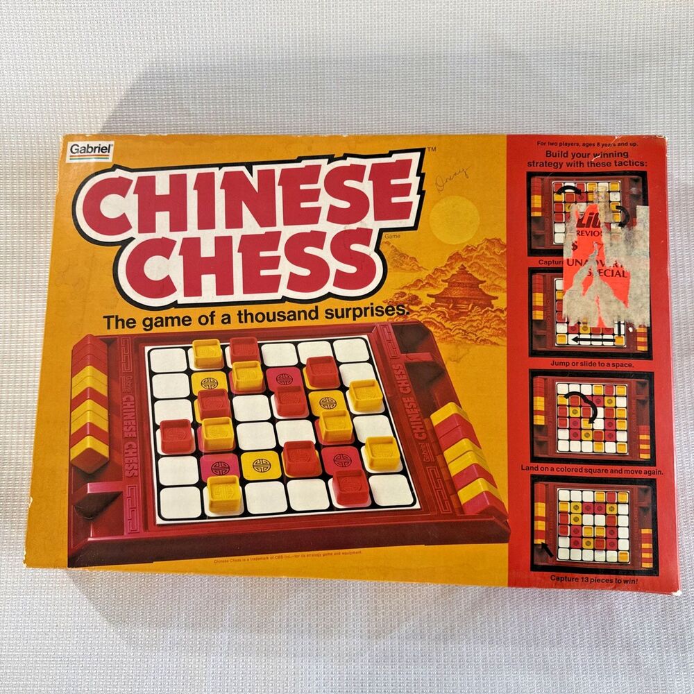 Vintage 1981 Chinese Chess Game - Gabriel - Complete
